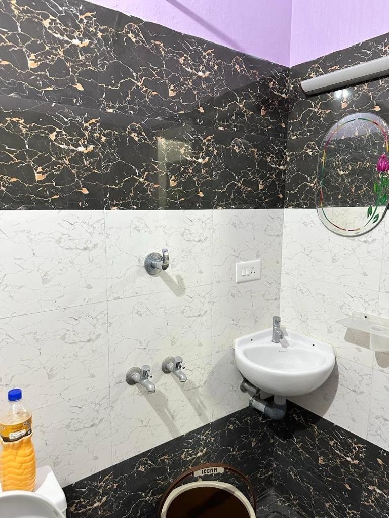 Tamizh Nest - தமிழ்க்குடில் Villa Kanyakumari Eksteriør billede